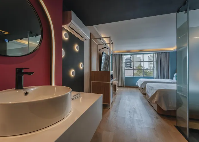 Hotel By Kavia 4*